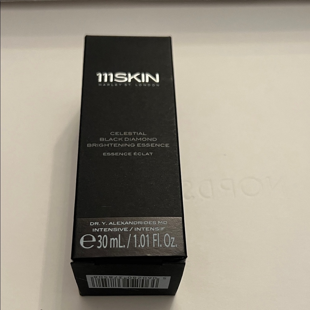 111SKIN Celestial Black Diamond Essence 30ml New - Picture 3 of 8